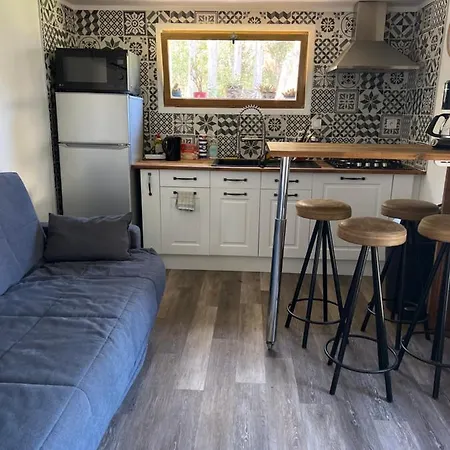 Chez Declan Sorede